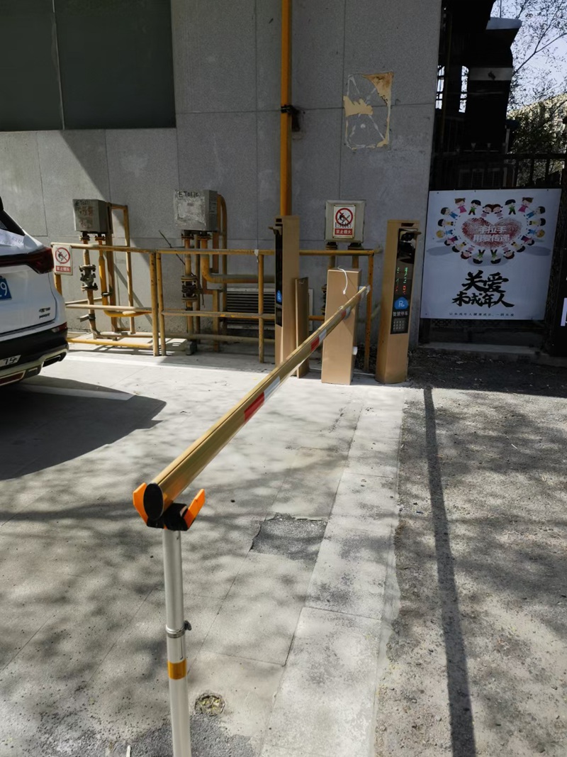 道閘車輛識(shí)別安裝