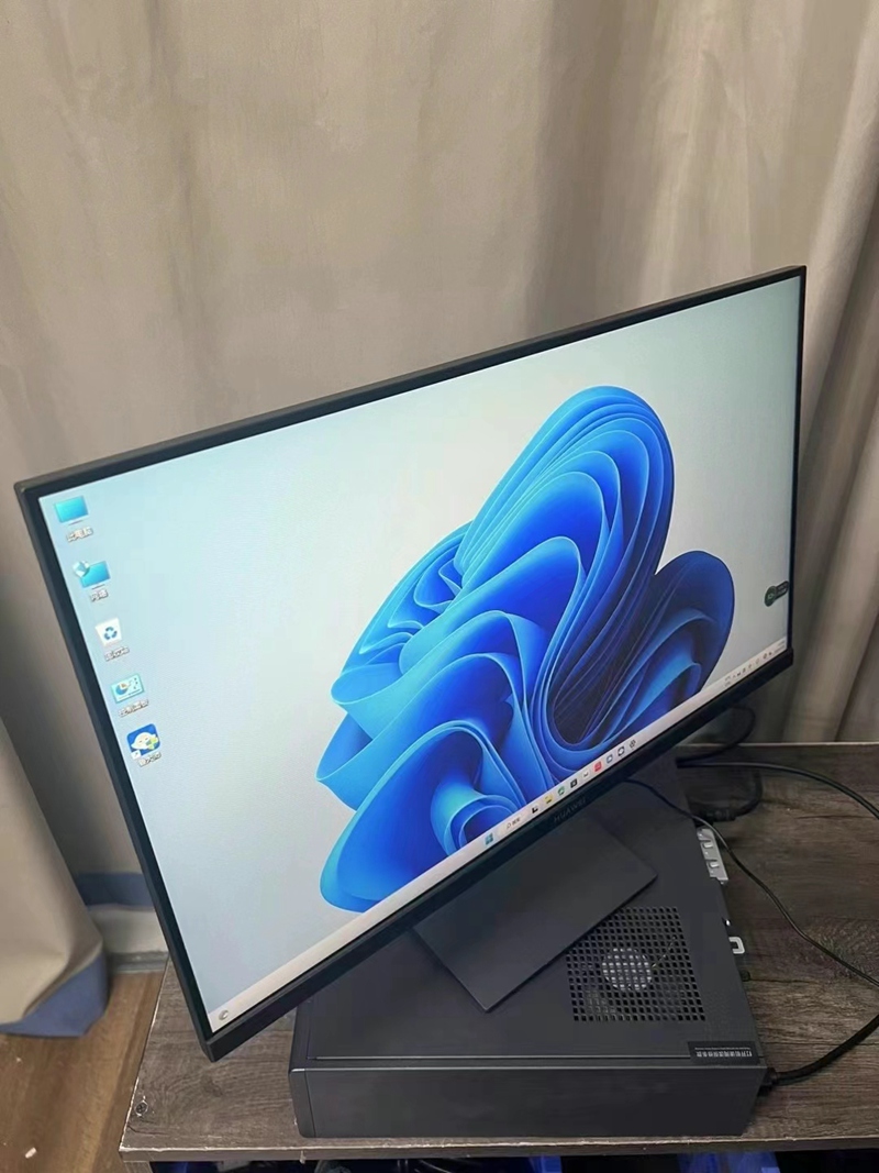 XS